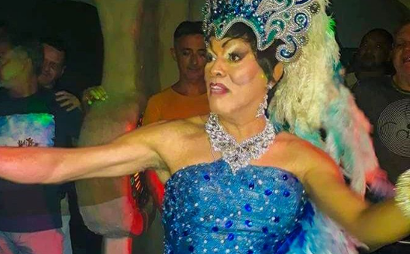 Transformista Lorna Washington morre aos 61 anos