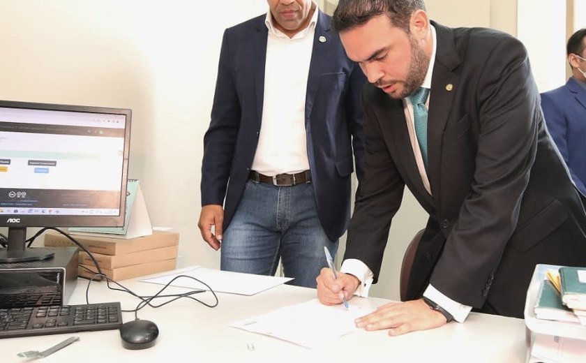 Davi Maia oficializa candidatura ao Governo do Estado
