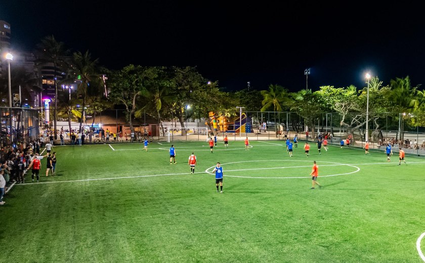 Prefeitura transforma 'Campo do Soró' em areninha e amplia acesso ao esporte e lazer na orla de Pajuçara