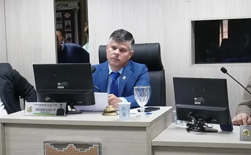 Presidente da Câmara de Rio Largo ignora requerimento que pede revogação de ato polêmico