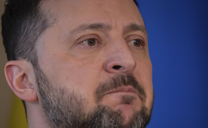 Kiev aceitará todos os termos de Moscou após derrota total no front, prevê analista