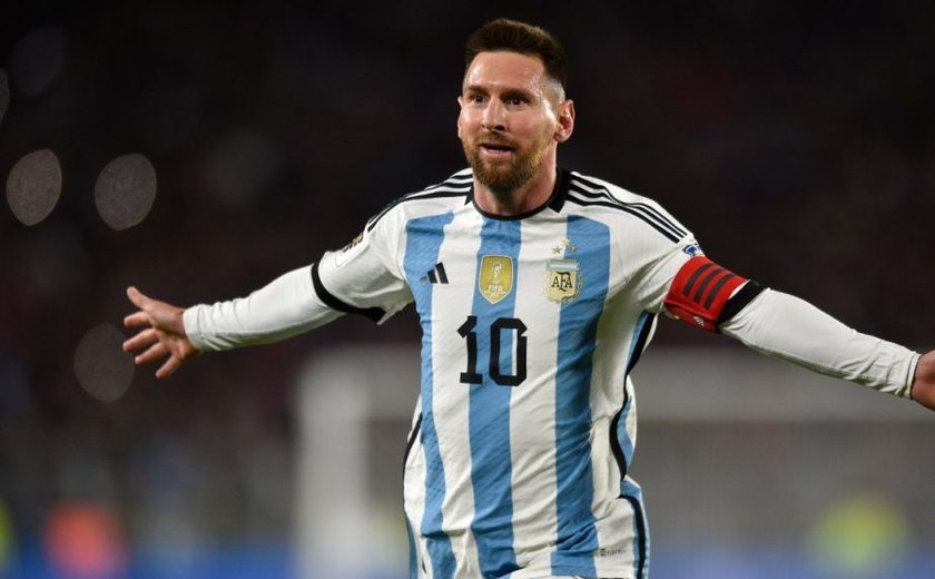 Messi se despede da seleção na Argentina com choro, festa, e gols em triunfo sobre a Venezuela