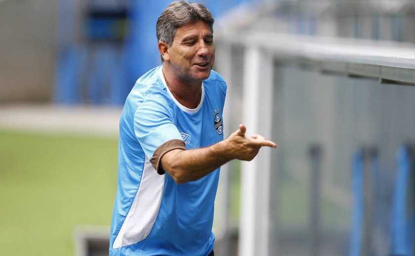 Renato diz que adiou &#8216;sonho&#8217; de comandar o Fla: &#8216;Tenho muito a ganhar no Grêmio&#8217;