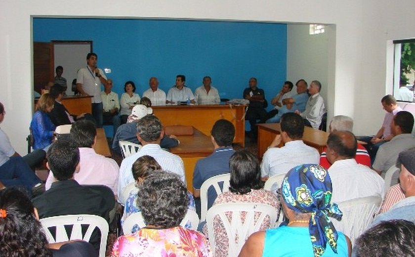 Audiência pública discute falta de água e de energia em Cacimbinhas