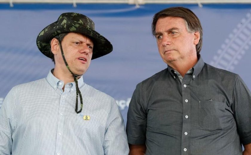 Bolsonaro diz que Tarcísio deve se preocupar com segurança após tiroteio em SP