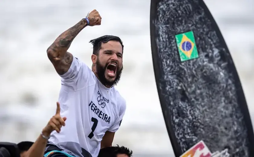 Crise na 'Brazilian Storm' traz reflexões sobre cenário do surfe: ‘O brasileiro tem mania de sentir que foi roubado’, desabafa Yago Dora