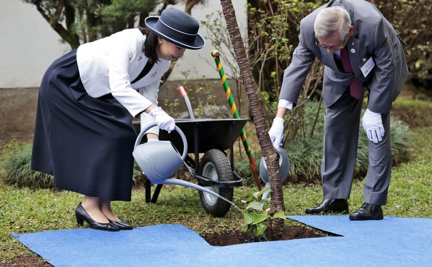 Princesa japonesa inicia viagem ao Brasil