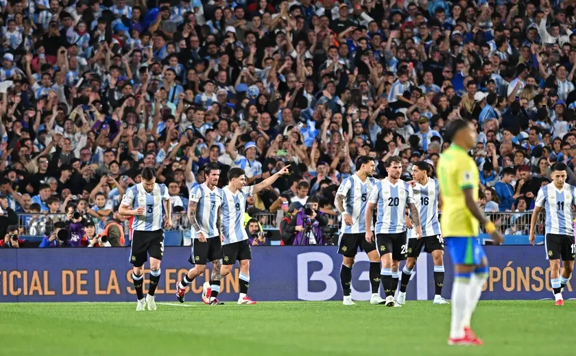'Baile histórico' e 'samba': imprensa argentina se diverte após goleada sobre o Brasil