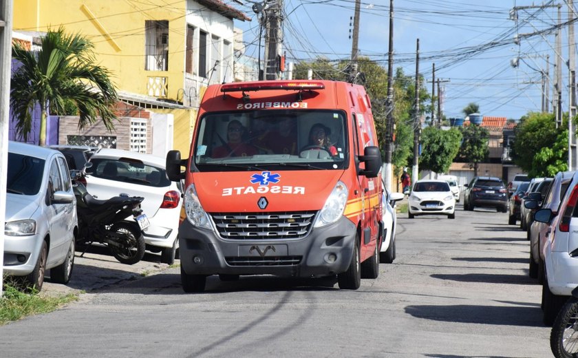 Corpo de Bombeiros socorre vítimas de acidentes de trânsito em Maceió e Arapiraca