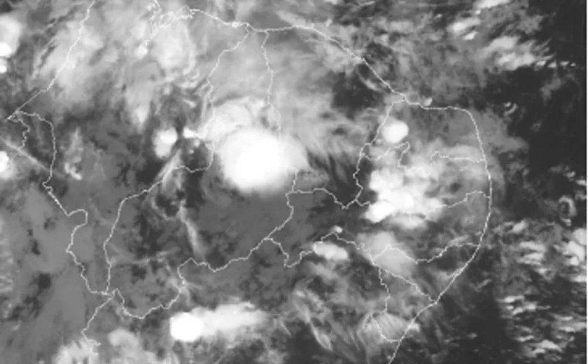 Inmet emite alerta de chuvas intensas para Maceió e 25 cidades do interior de Alagoas