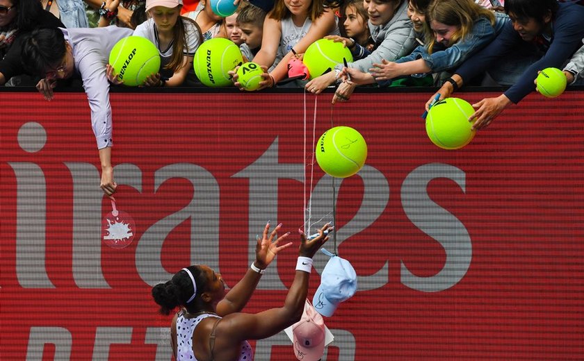 Serena, Barty, Osaka e Wozniacki estreiam com vitória no Aberto da Austrália