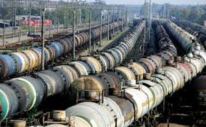 Opep prevê avanço recorde da demanda global por petróleo em 2021