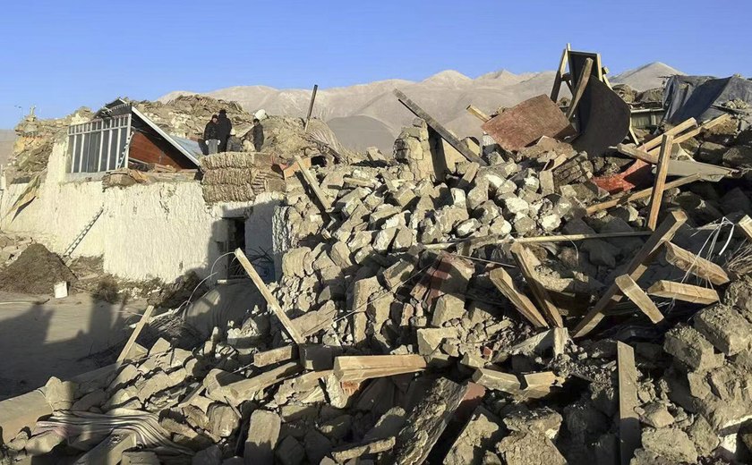 Terremoto deixa cerca de 100 mortos no Tibete