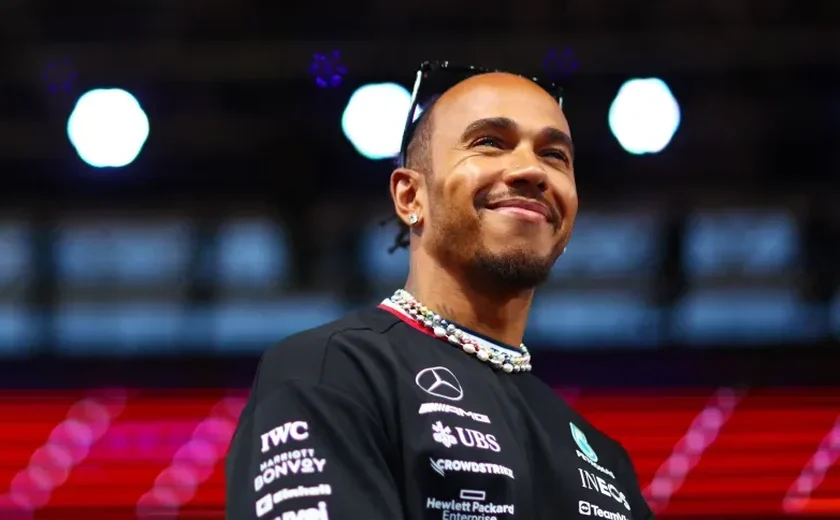 Hamilton lembra de depressão ao longo da vida causada por bullying, racismo e pressão na F-1