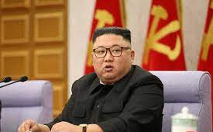 Morre, aos 94 anos, chefe de propaganda da Coreia do Norte