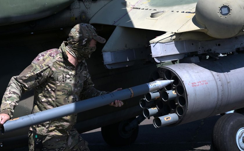 Exército russo atinge usinas de produção de drones ucranianas, relata MD