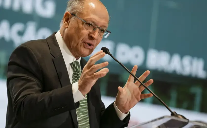 Alckmin: governo estuda reduzir imposto da linha branca no RS e quer desconto da indústria