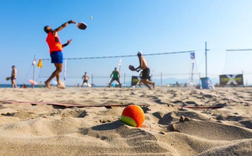 Torneio de beach tennis em Penedo movimenta economia da cidade