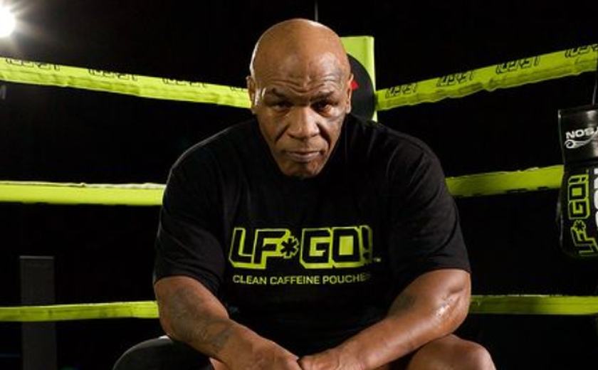 Mike Tyson revela problema de saúde após derrota para Jake Paul: 'Quase morri'