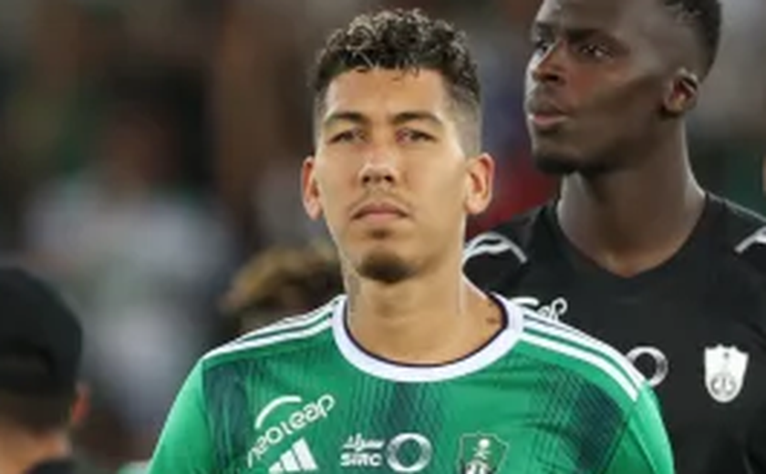 Agora pastor evangélico, Firmino terá limitações para manifestar sua fé na Arábia Saudita, onde joga; entenda