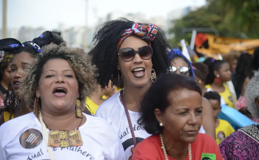 Mulheres negras lideram maioria das comunidades na Baixada Santista