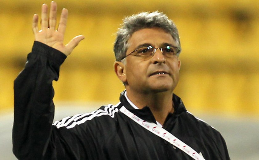 Com carreira no mundo árabe, Marcos Paquetá é anunciado como técnico do Botafogo
