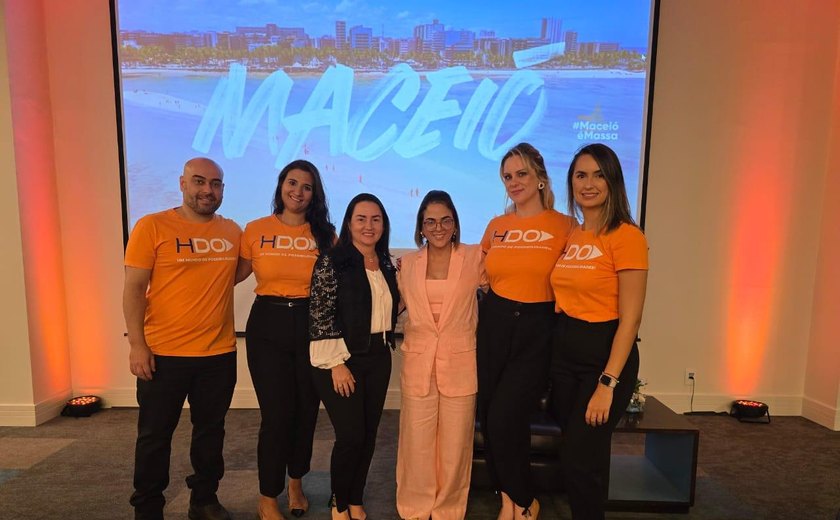 Agentes de viagens participam de capacitação para fortalecer turismo em Maceió