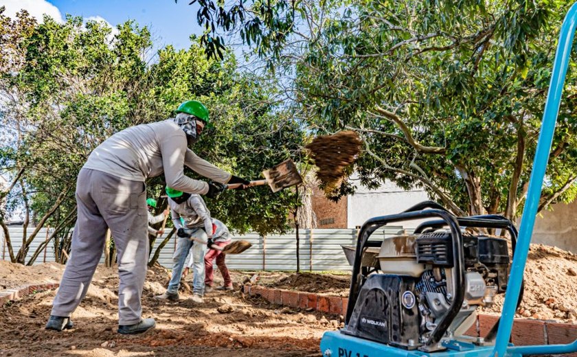 Prefeitura dá início à revitalização da Área Verde, cartão-postal do município