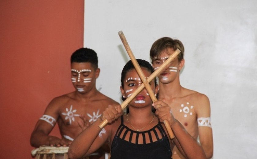 Seduc inicia projeto de dança afro contemporânea na quarta-feira (26)