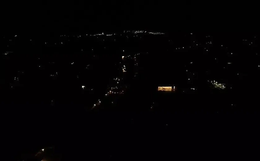 Moradores em SP das zonas leste e norte e da região da Avenida Paulista relatam falta de luz