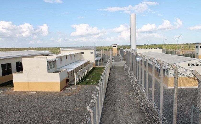 Operação realiza transferência de detentos para o presídio do Agreste