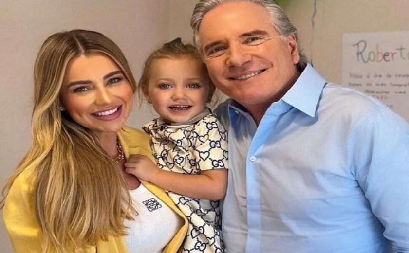 Roberto Justus anuncia fim do tratamento contra câncer e família comemora: 'Orgulho de você'