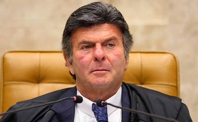 Fux proclama 'lealdade' a Moraes após divergências sobre golpistas