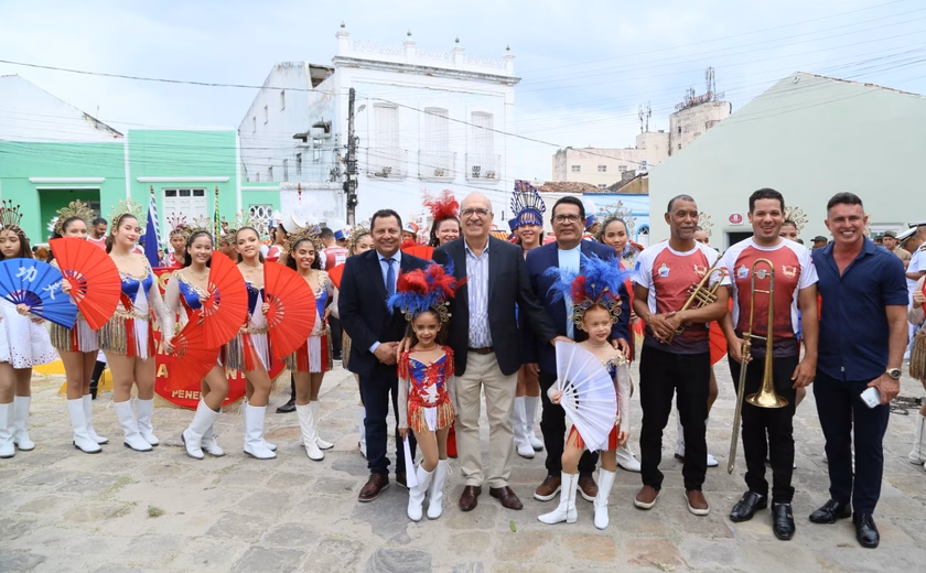 Penedo comemora 389 anos com crescimento e inovação