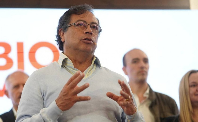 Candidato à presidência da Colômbia denuncia infiltração venezuelana em campanha