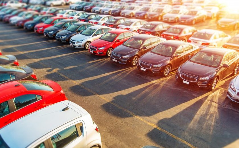 Crise na Argentina: carro zero mais barato custa R$ 100 mil; compare preços e modelos com Brasil, Chile e México