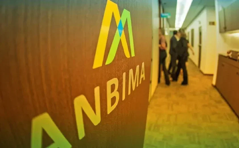 Fundos de investimento têm resgate líquido de R$ 14,1 bi em maio, revela Anbima