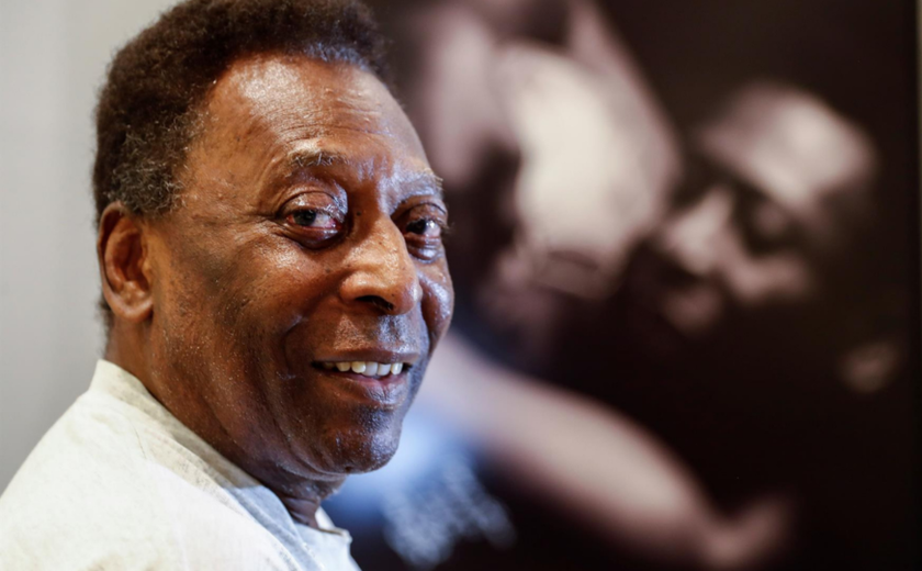 Pelé volta a ser internado, mas família aponta ‘situação tranquila’