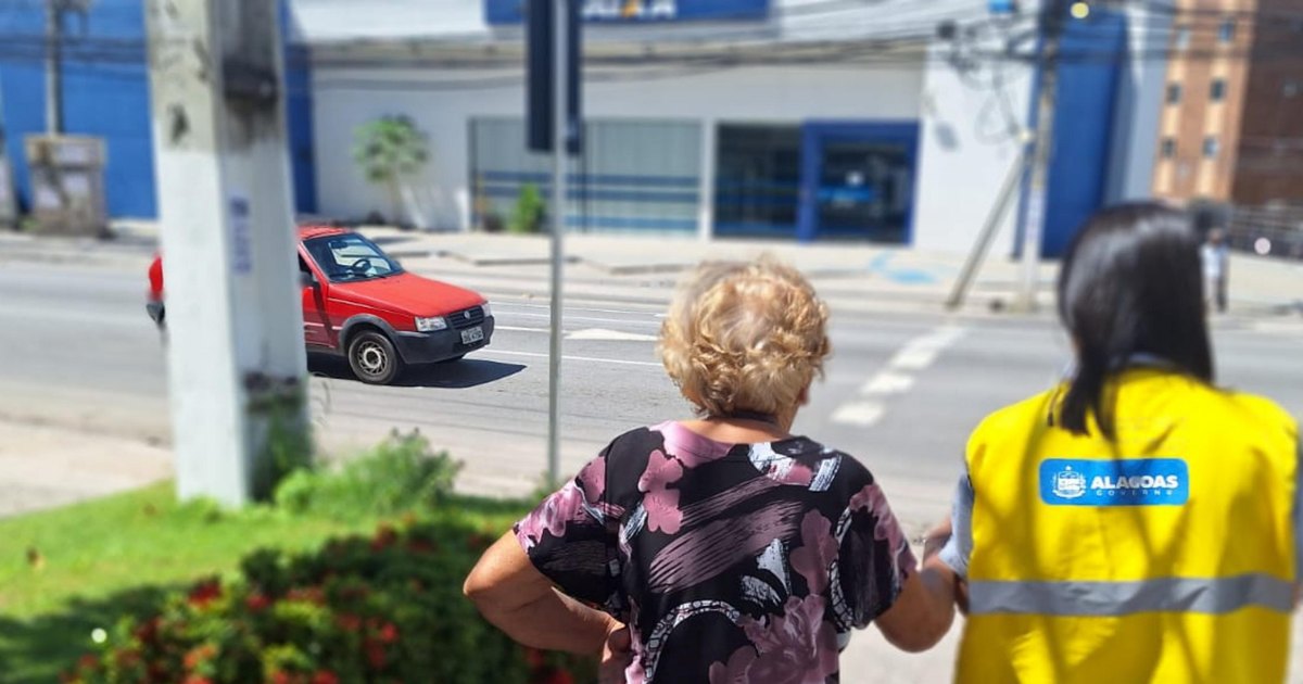 Ronda No Bairro Ajuda Idosa A Reencontrar Parentes Em Cruz Das Almas