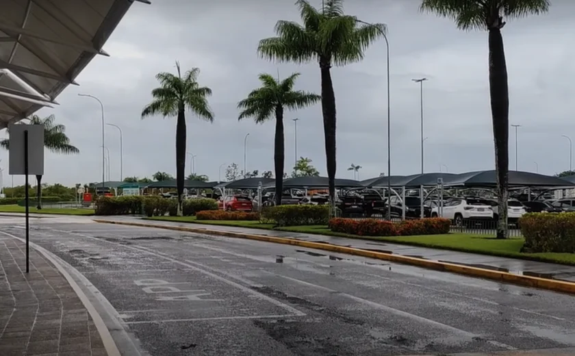Idoso é localizado pela PRF andando perdido próximo do aeroporto de Maceió