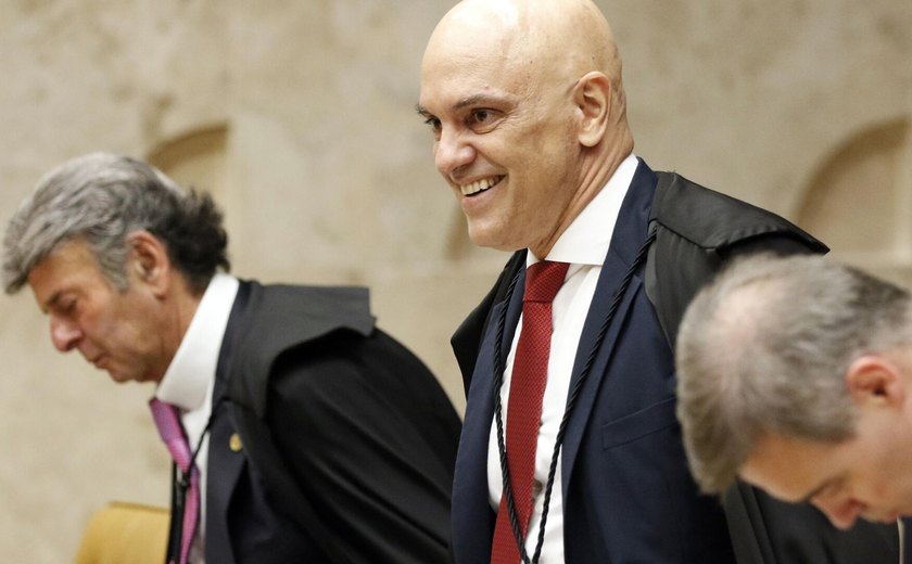 'Brasil é soberano e sempre saberá defender sua democracia', afirma Moraes em solenidade no TSE