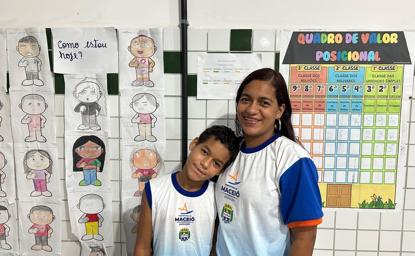 'Nunca é tarde': escola municipal se torna espaço de transformação para adultos que voltam a estudar, junto com os filhos e netos