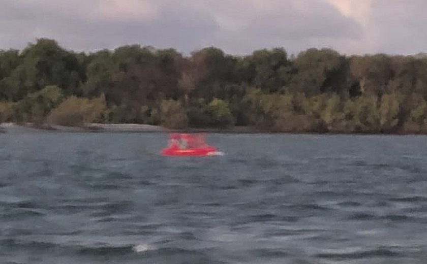 Bombeiros retomam buscas por criança desaparecida no mar da Ilha da Croa