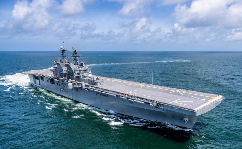 Membro da Marinha dos EUA é detido na Venezuela