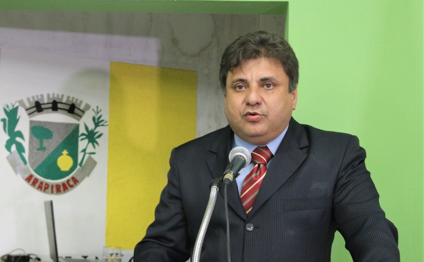 Jáiro Barros é eleito novo presidente da câmara municipal de Arapiraca