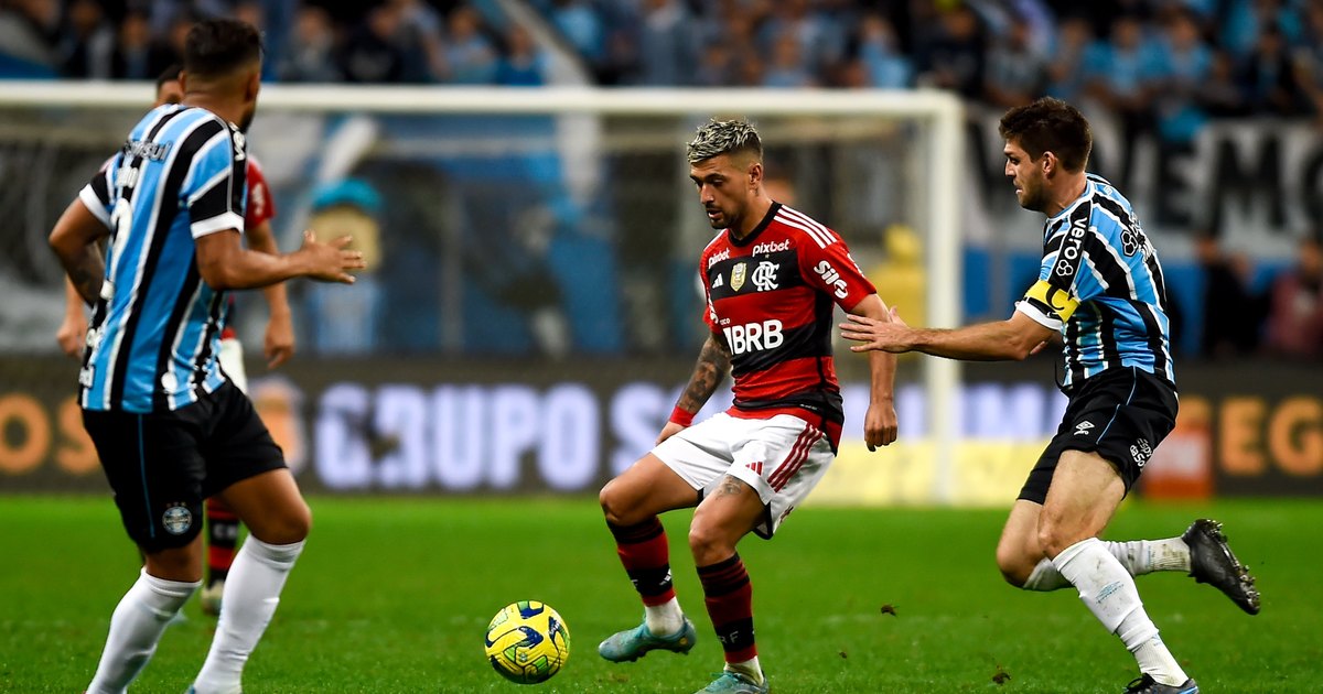 Wesley leva terceiro cartão amarelo e está fora da decisão contra o Grêmio  no Maracanã