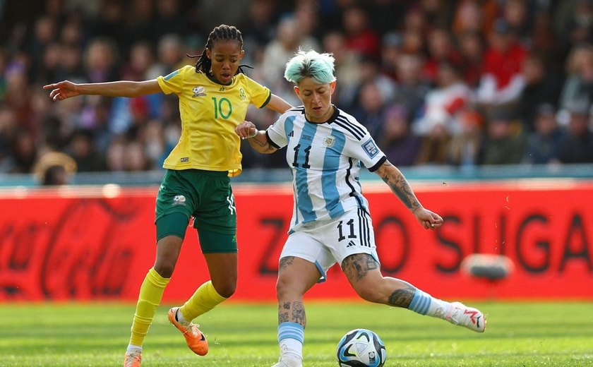 África do Sul pontua pela primeira vez numa Copa do Mundo, mas valente Argentina empata e embola grupo G
