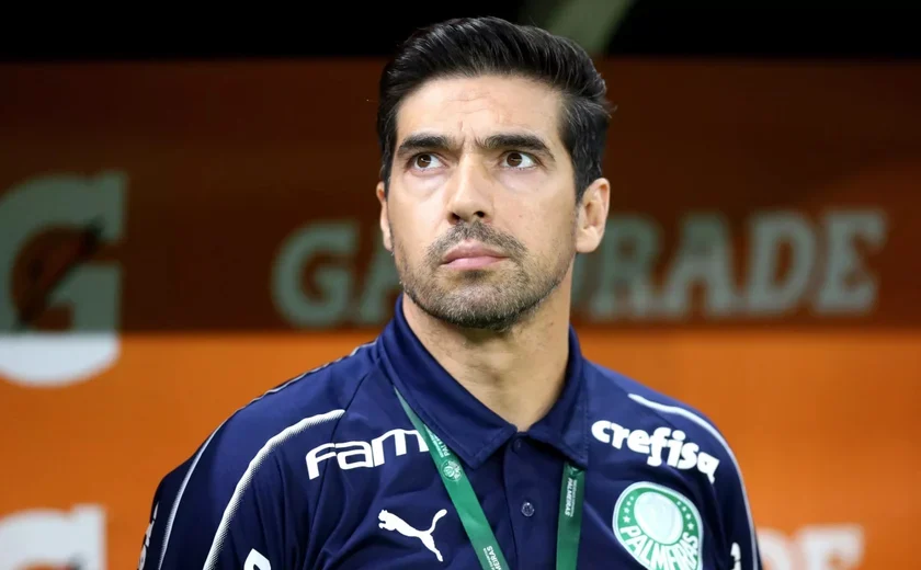Abel cita Senna de novo, define Palmeiras como uma 'sombra' e se diz triste com jogadores