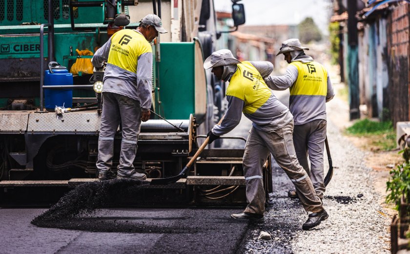 Prefeitura de Maceió transforma parte alta da capital em canteiro de obras