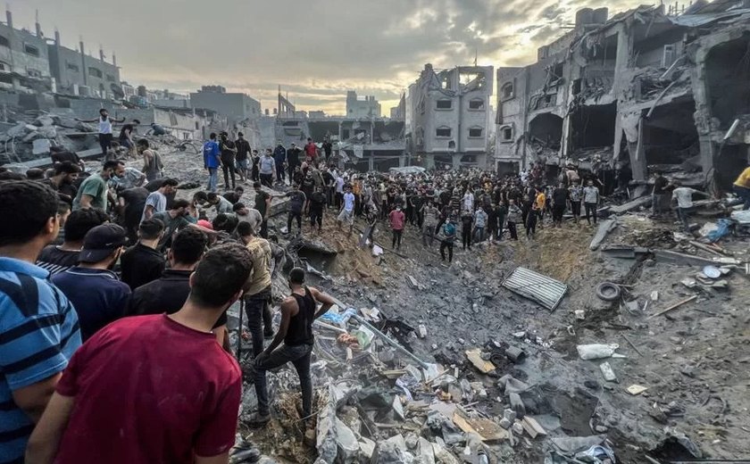 Morte e desespero reinam no campo de refugiados de Jabaliya, em Gaza, após segundo bombardeio israelense